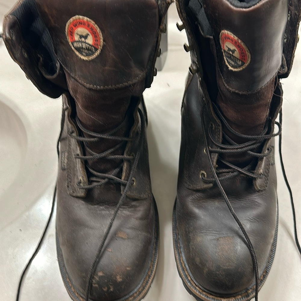 Redwing red wing Irish setter work boots with steel toe. Size 12D.